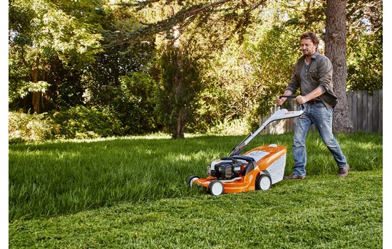 Газонокосилка бензиновая самоходная STIHL RM 448.1 TC