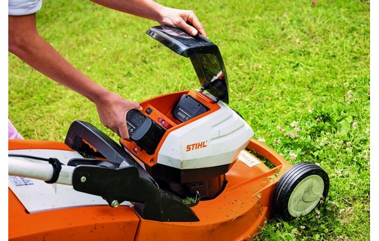 Газонокосилка аккумуляторная Stihl RМА 443 РC без аккумулятора и з/у