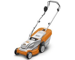 Аккумуляторная газонокосилка Stihl RMA 235 c AK 30 и AL 101